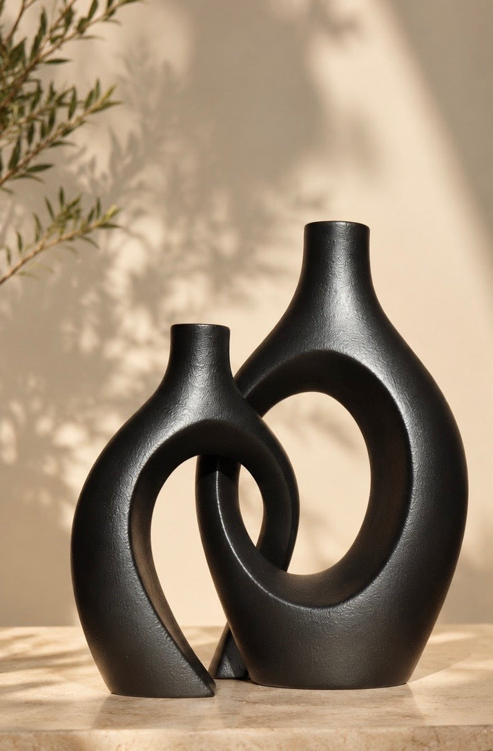 Grand Duo de Vases Enlacés en Céramique Noire Maison Luna